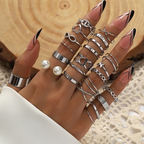 Casual Simple Style Solid Color Alloy Wholesale Rings