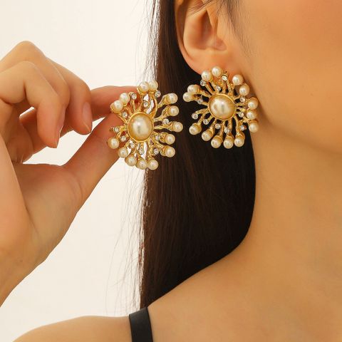 1 Pair Elegant Flower Inlay Alloy Artificial Pearls Artificial Diamond Ear Studs