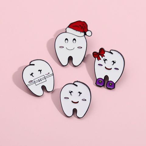 Funny Teeth Alloy Stoving Varnish Unisex Brooches