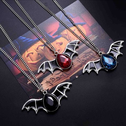Gothic Bat Alloy Inlay Rhinestones Men's Pendant Necklace