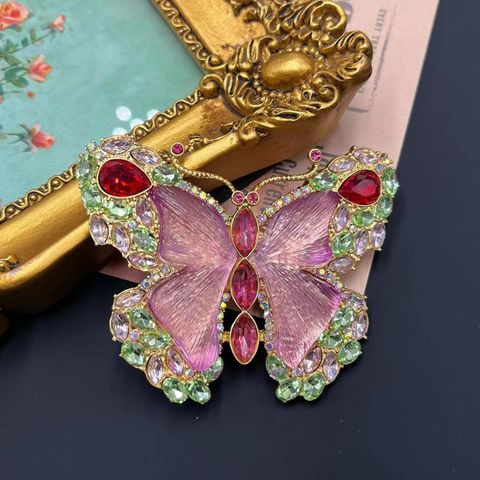 Retro French Style Butterfly Alloy Inlay Rhinestones Women's Brooches