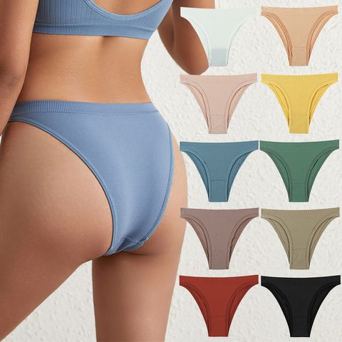 Solid Color Seamless Low Waist Thong Panties
