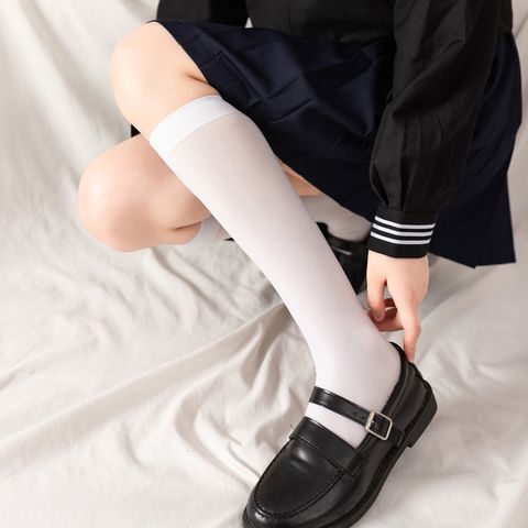 Mujeres Estilo Japones Estilo Simple Color Sólido Terciopelo Nylon Calcetines Sobre La Rodilla Un Par