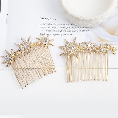 Elegant Snowflake Metal Plating Inlay Rhinestones Insert Comb