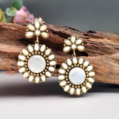 1 Pair Classical Retro Round Plating Inlay Alloy Turquoise Shell Gold Plated Drop Earrings
