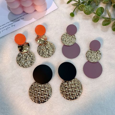 1 Pair Retro Round Pleated Alloy Drop Earrings