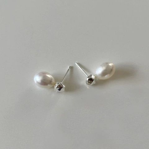 1 Pair Ig Style Korean Style Geometric Plating Freshwater Pearl Sterling Silver Ear Studs