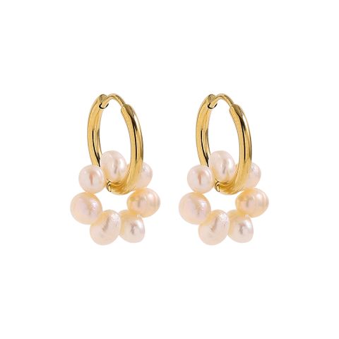 1 Pair Retro Baroque Style Sweet Flower Imitation Pearl Alloy Earrings