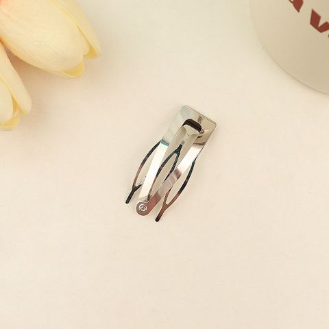 Casual Simple Style Solid Color Alloy Hair Clip