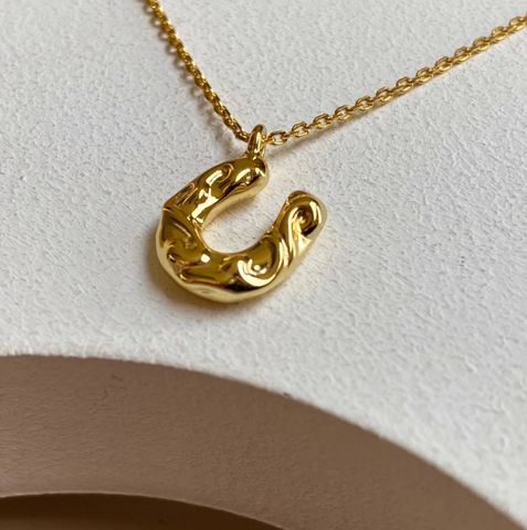 Elegant Simple Style U Shape Titanium Steel Plating 18k Gold Plated Pendant Necklace