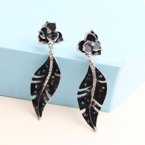 1 Pair Ig Style Leaves Flower Spray Paint Plating Inlay Alloy Rhinestones Gold Plated Drop Earrings