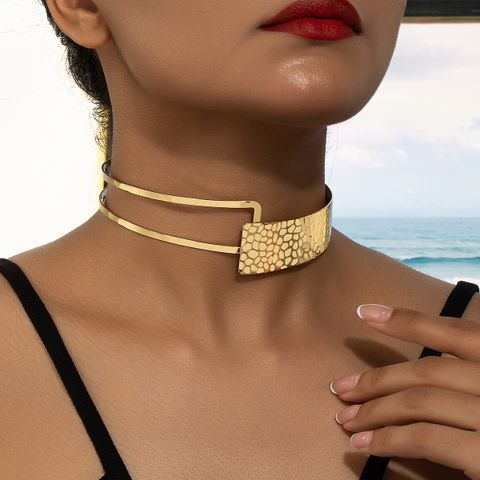 Elegant Solid Color Alloy Polishing Plating Gold Plated Women's Choker