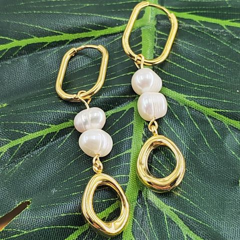 1 Pair Retro Irregular Round 304 Stainless Steel Freshwater Pearl 18K Gold Plated Drop Earrings