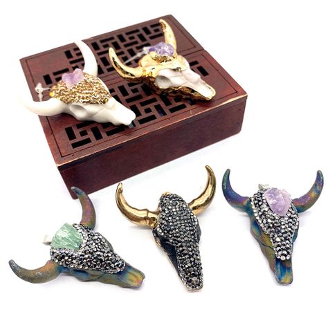 Vintage Style Cattle Crystal Arylic Wholesale Jewelry Accessories