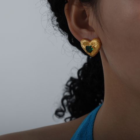 1 Pair Elegant Luxurious Heart Shape Plating Inlay Brass Zircon 18k Gold Plated Ear Studs
