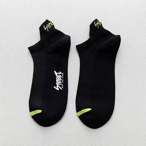 Unisex Sports Letter Polyester Cotton Ankle Socks A Pair