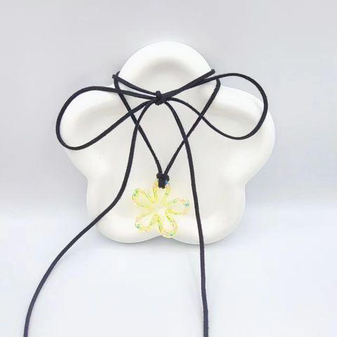 Original Design Flower Arylic Women's Pendant Necklace
