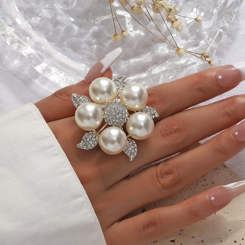 Elegant Glam Bridal Flower Alloy Inlay Artificial Pearls Artificial Diamond Women's Open Rings