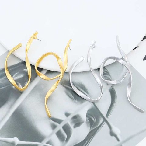 1 Pair Simple Style Solid Color Plating Alloy Gold Plated Drop Earrings