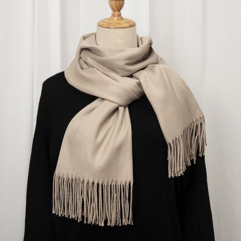 Women's Simple Style Solid Color Imitation Cashmere Tassel Scarf