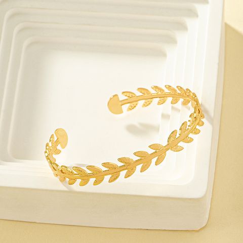 Simple Style Leaves Metal Plating Gold Plated Women's Bangle
