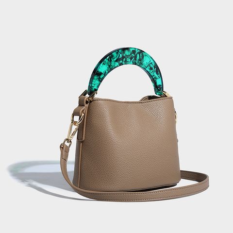 Women's Medium All Seasons Pu Leather Solid Color Elegant Cylindrical Magnetic Buckle Shoulder Bag Handbag Bucket Bag
