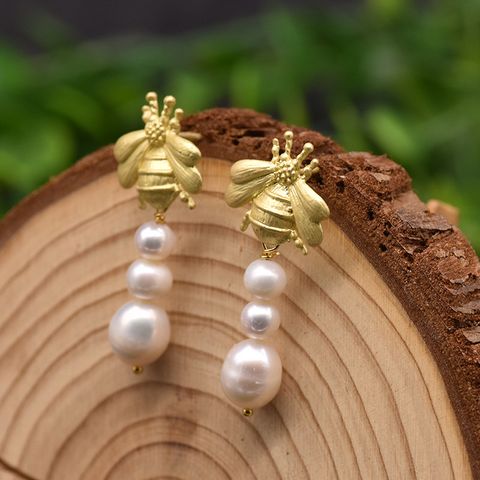 1 Pair Simple Style Flower Plating Inlay Freshwater Pearl Pearl 18k Gold Plated Earrings