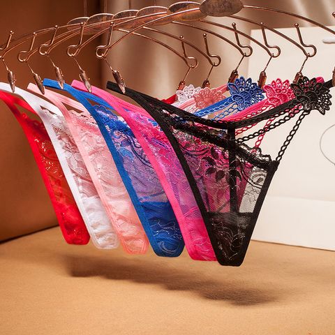 Solid Color Seamless Comfort Invisible Lace Hollow Out Low Waist Thong Panties