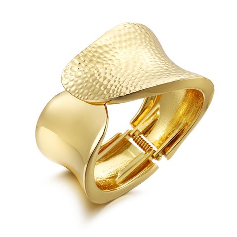 Simple Style Solid Color Alloy Plating Gold Plated Women's Bangle