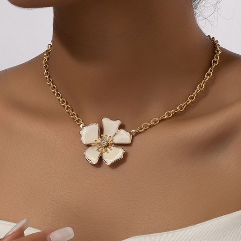 Simple Style Classic Style Flower Beaded Alloy Beaded Plating 14k Gold Plated Women's Pendant Necklace