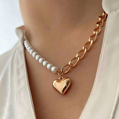 Ig Style Casual Heart Shape Imitation Pearl Alloy Beaded Women's Pendant Necklace