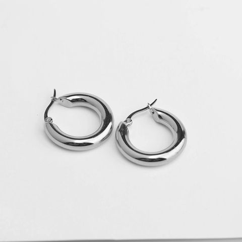 1 Pair Simple Style Luxurious Casual Circle Polishing Plating Titanium Steel Earrings