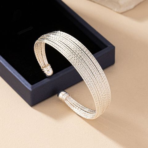 Retro Commute Circle Alloy Plating Gold Plated Women's Bangle