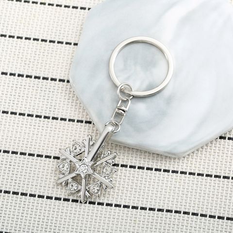 Elegant Snowflake Alloy Inlay Zircon Unisex Keychain