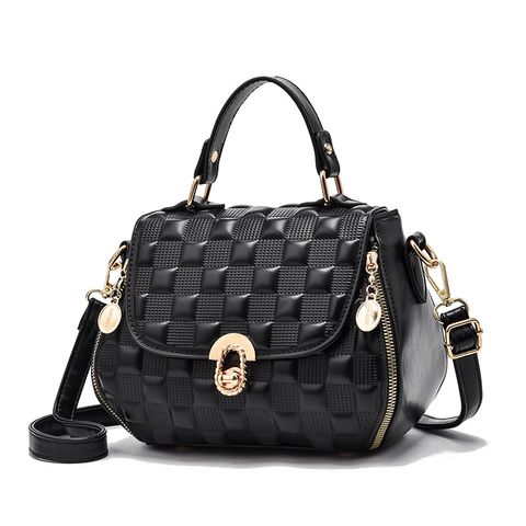 Women's Small All Seasons Pu Leather Solid Color Classic Style Bucket Zipper Handbag