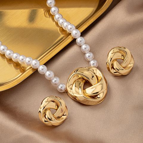Elegant Sweet Pearl Knot Alloy Plastic Ferroalloy Plating 14k Gold Plated Women's Earrings Necklace