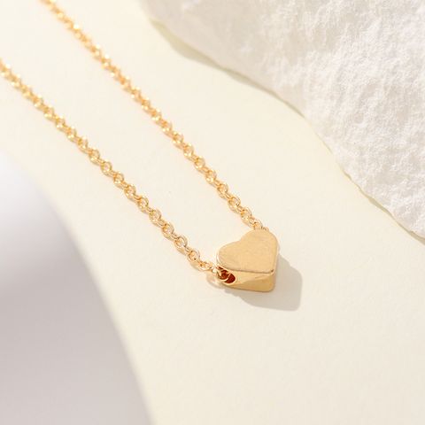 Simple Style Heart Shape Alloy Plating 14k Gold Plated Women's Pendant Necklace
