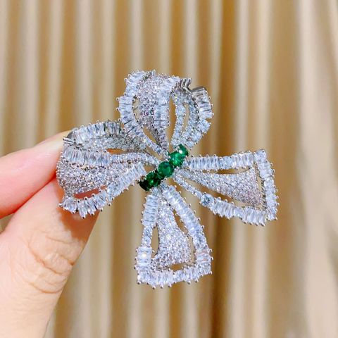 Sweet Bow Knot Copper Inlay Zircon Women's Brooches