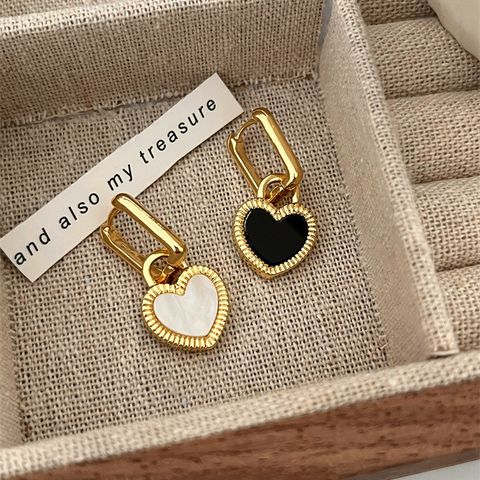 1 Pair Simple Style Heart Shape Enamel Plating Alloy 18k Gold Plated Drop Earrings