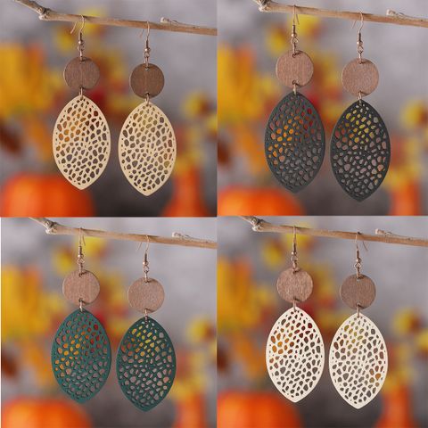 1 Pair Retro Leaves Hollow Out Pu Leather Wood Drop Earrings