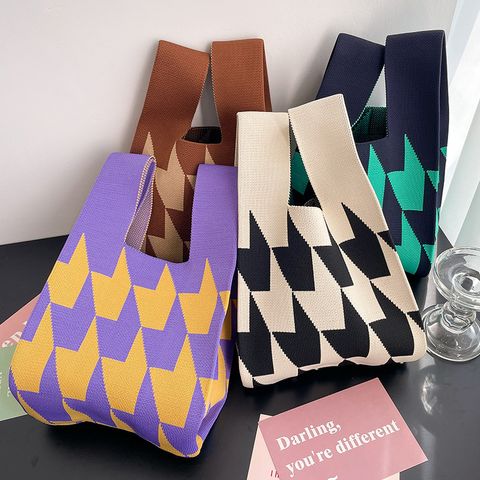 Unisex Medium Knit Houndstooth Elegant Classic Style Square Open Handbag