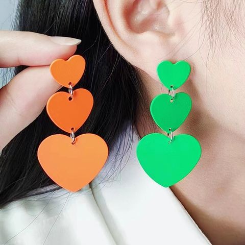 1 Pair Simple Style Heart Shape Spray Paint Alloy Drop Earrings