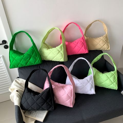 Women's Medium All Seasons Nylon Solid Color Basic Square Zipper Shoulder Bag Underarm Bag