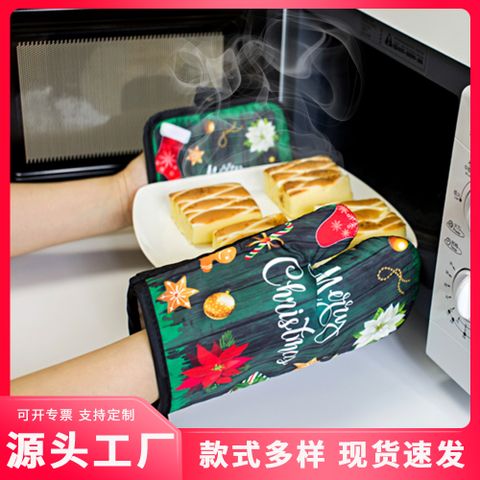 Modern Style Santa Claus Polyester Heat Resistant Gloves