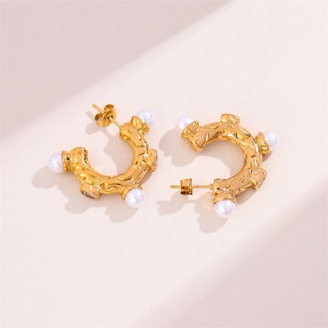 1 Pair Elegant Retro C Shape Plating Inlay 201 Stainless Steel Artificial Pearls 18K Gold Plated Ear Studs