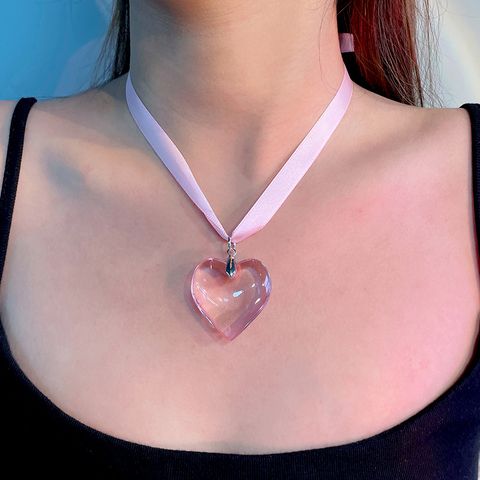 Dulce Ropa De Calle Forma De Corazón Cristal Artificial Aleación Mujeres Collar Colgante