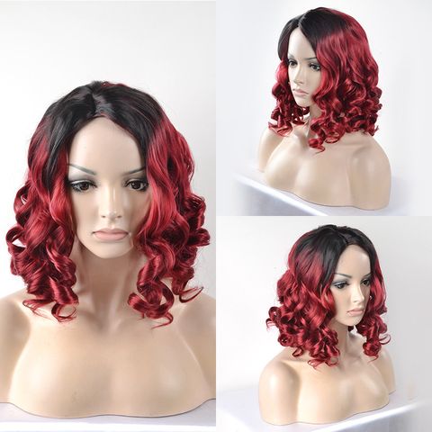 Women's Simple Style Holiday Home High Temperature Wire Centre Parting Short Curly Hair Wigs