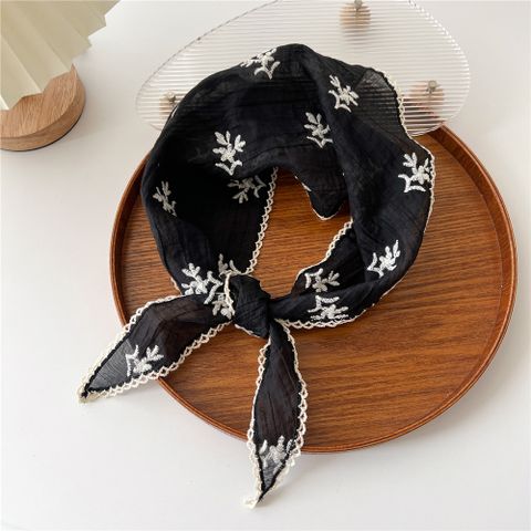 Women's Sweet Flower Knit Silk Scarf