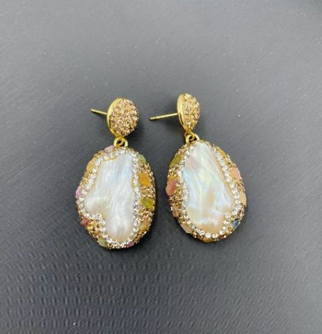 1 Pair Elegant Simple Style Irregular Plating Inlay Copper Rhinestones Pearl Drop Earrings