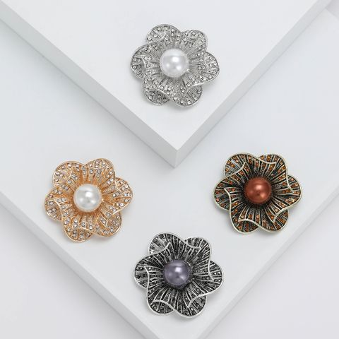 Lady Flower Alloy Inlay Artificial Rhinestones Artificial Pearls Women's Brooches